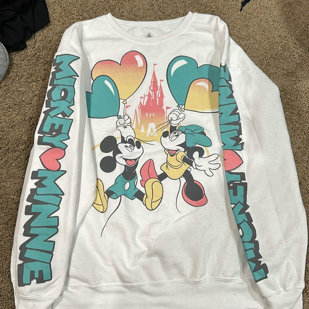 Mickey and Minnie castle sweatshirt. Worn twice.
